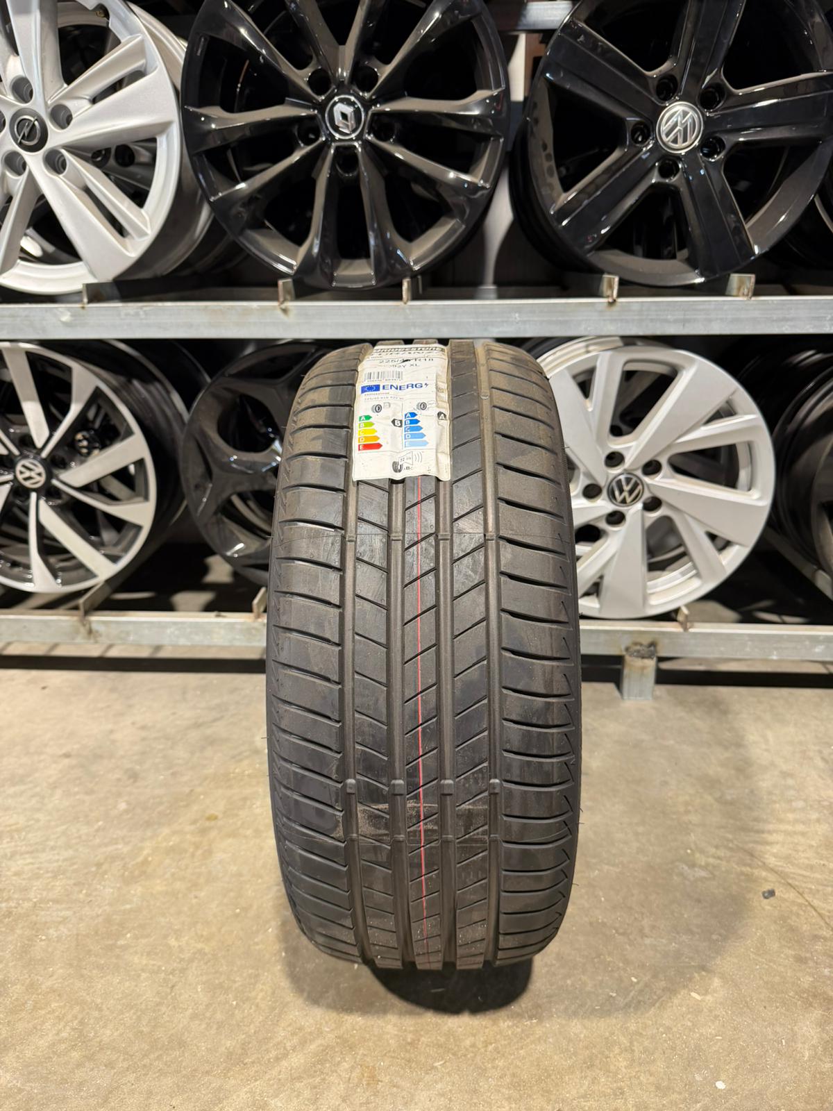 225/40 R18 BRIDGESTONE TURANZA T005 92YXL