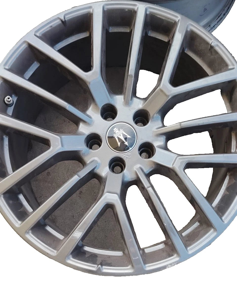 Set 4 cerchi in lega originali Maserati grecale raggio 19 INCLUSE VALVOLE TPMS
