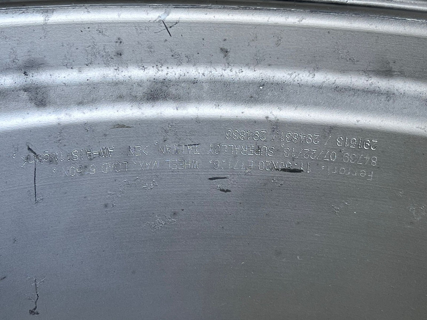 CERCHIO SINGOLO FERRARI R20 COMPLETO DI GOMMA BRIDGESTONE