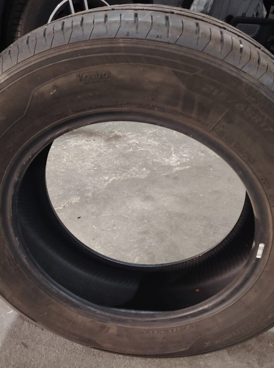 215/65 R17 Hankook – Estive DOT 2020 – Battistrada 90% – Set completo