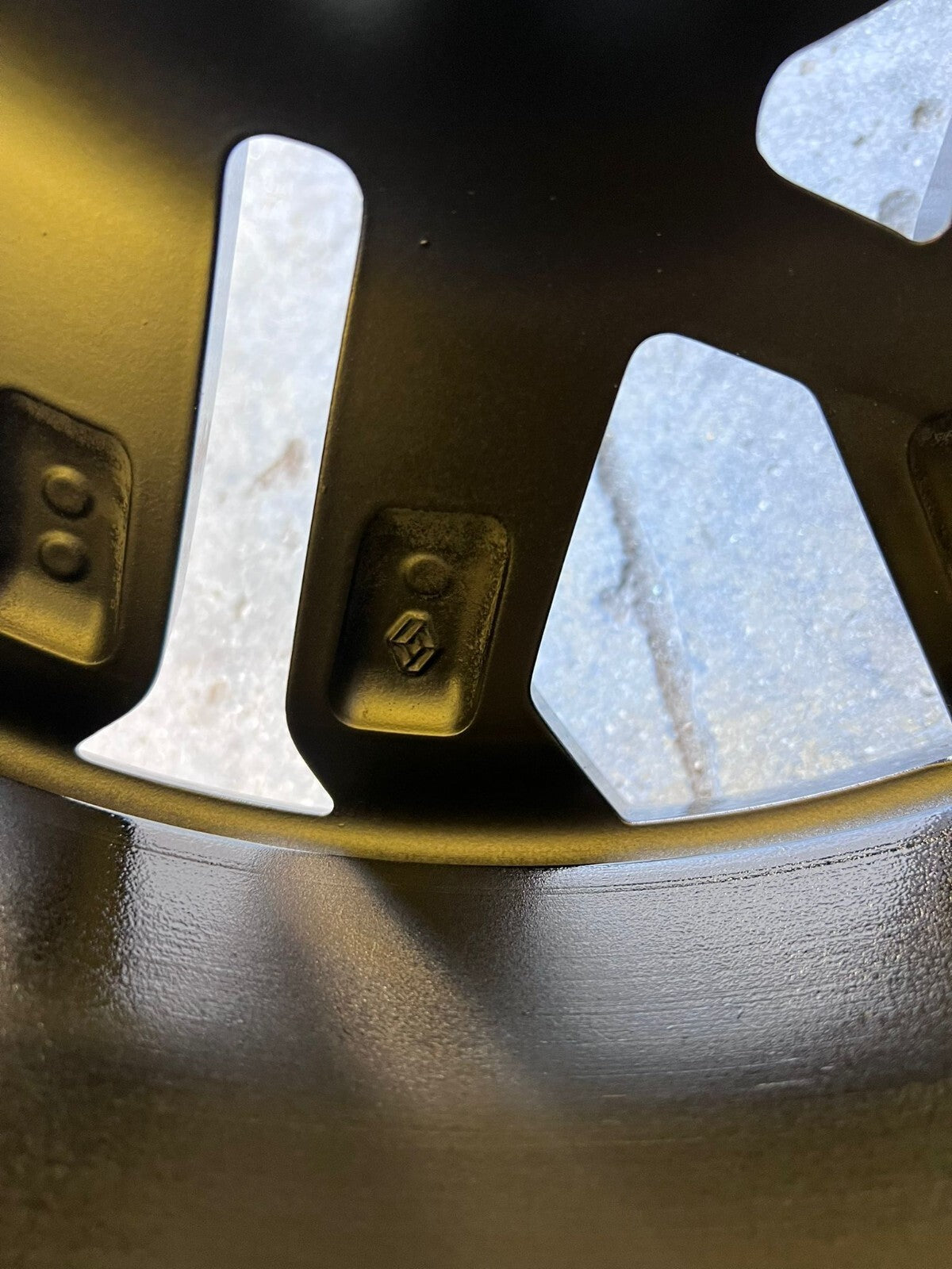 4 CERCHI LEGA RENAULT TWINGO NERO  RAGGIO 17 ORIGINALI DOPPIA MISURA