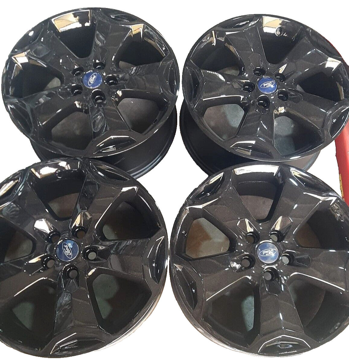 4 CERCHI IN LEGA FORD KUGA DA 18