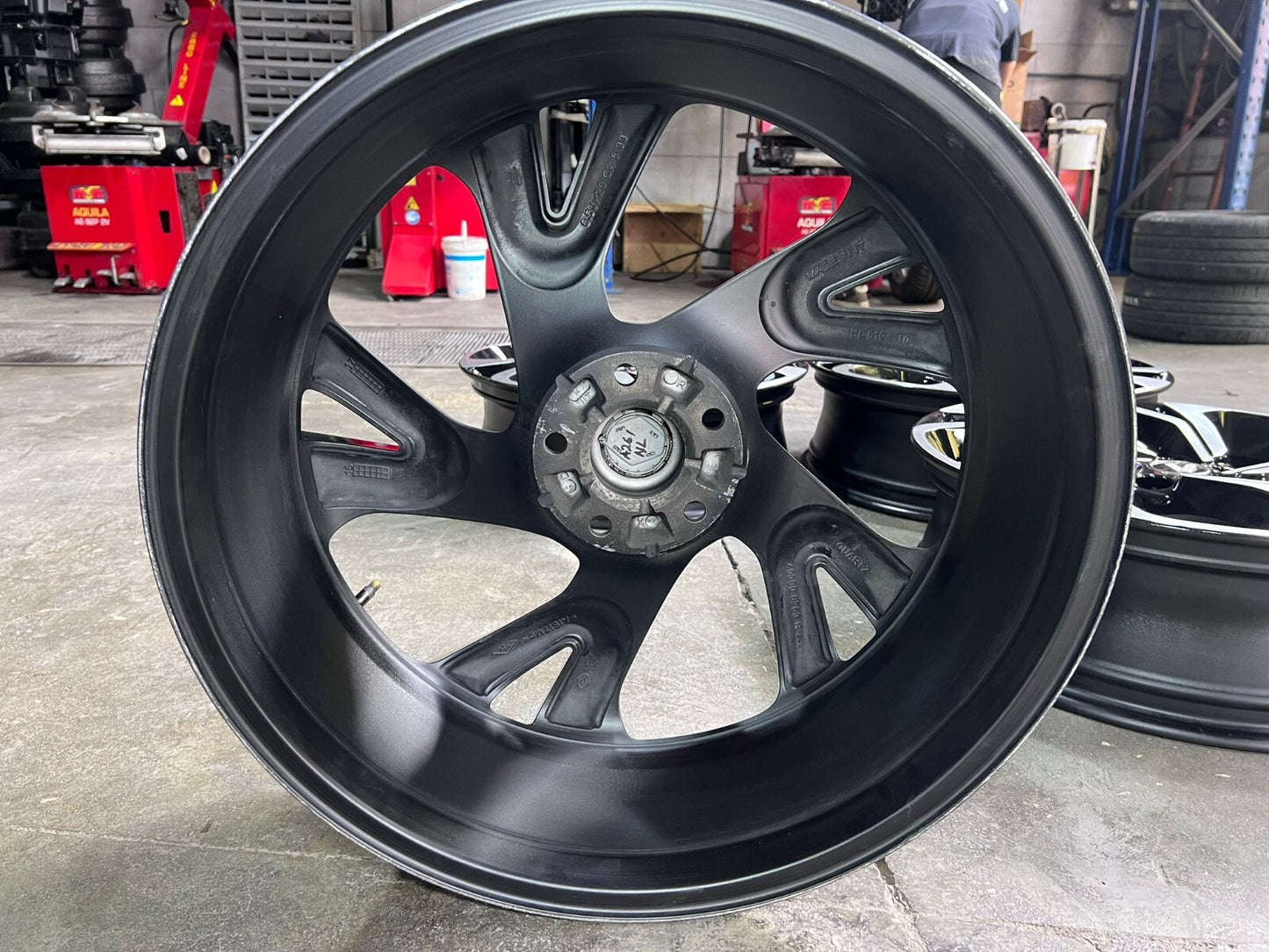 4 CERCHI DA 20" RENAULT SCENIC  ORIGINALE ET 38