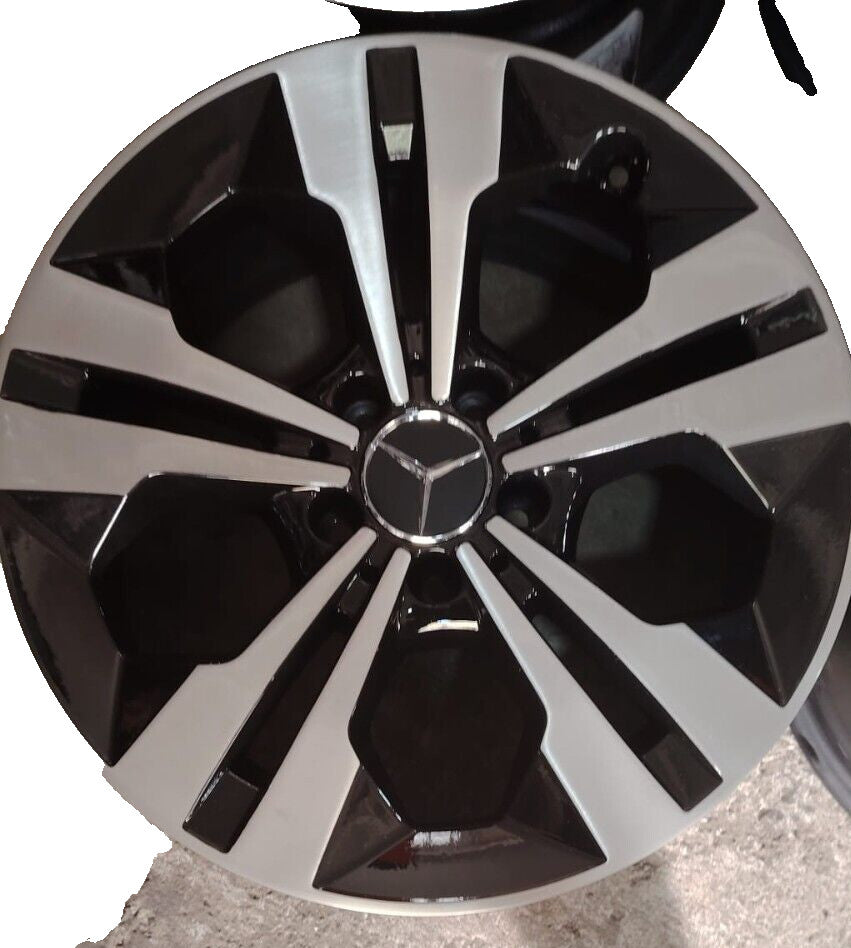 4 CERCHI MERCEDES ORIGINALI GLA H247-GLB X247 RAGGIO 18