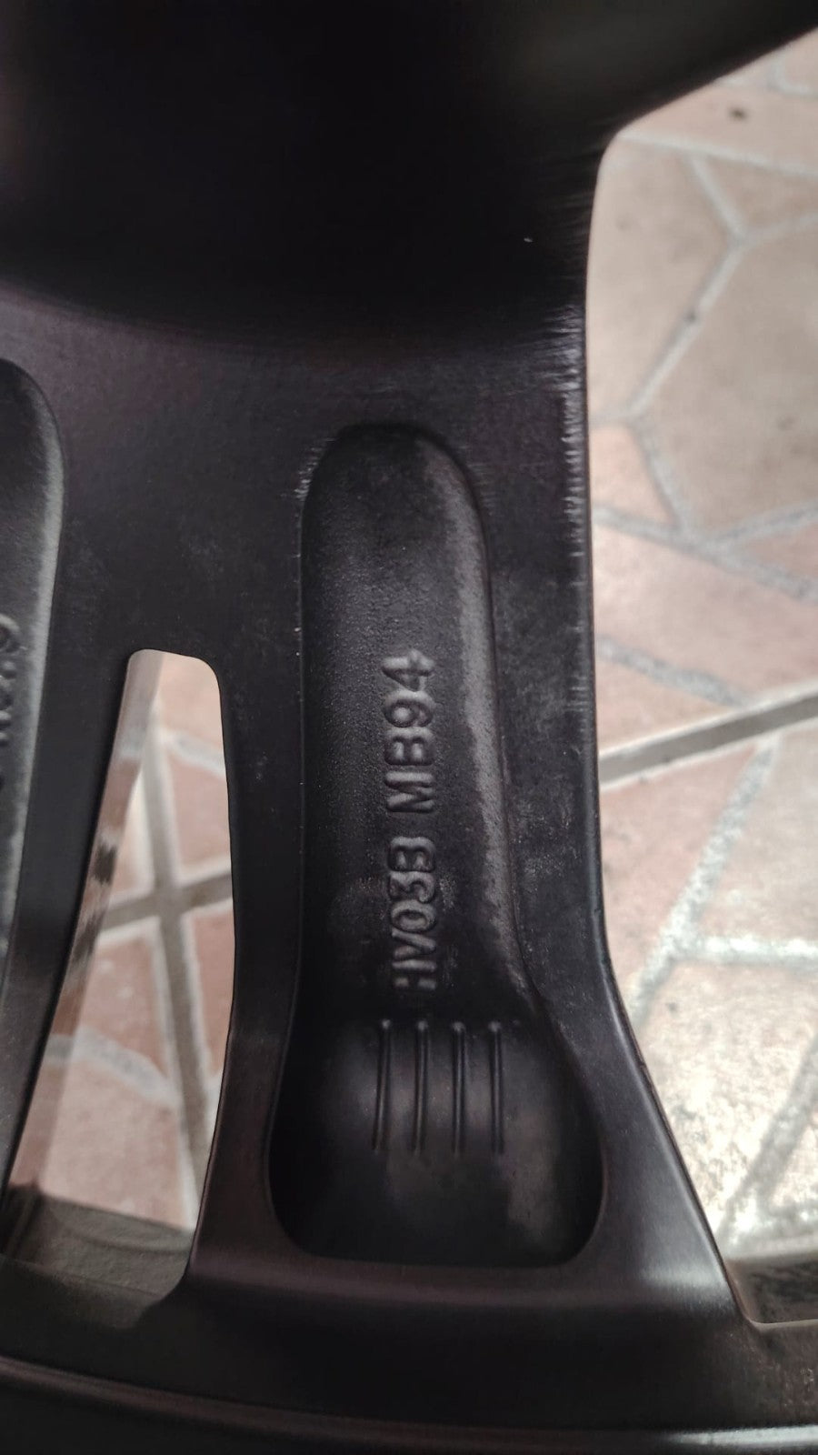 set 4 cerchi in lega originali Nissan Qashqai  raggio 18 incluse valvole tpms