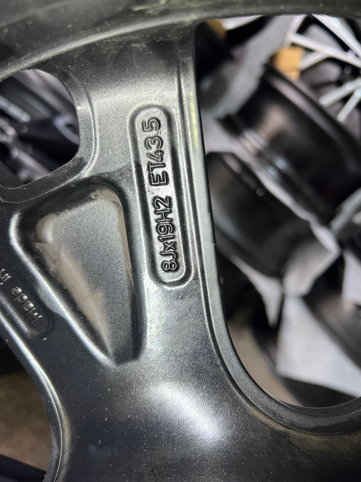 4 CERCHI IN LEGA DA 19 MERCEDES   GLA ORIGINALI COMPLETI PNEUMATICI SEMINUOVI
